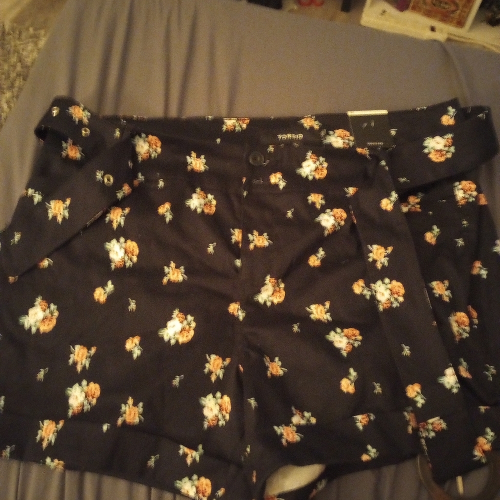 Floral shorts